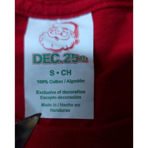 Dec. 25th Women Red Small Short Sleeve Meowy Christmas Tree Cats Holiday T-Shirt - Picture 10 of 10